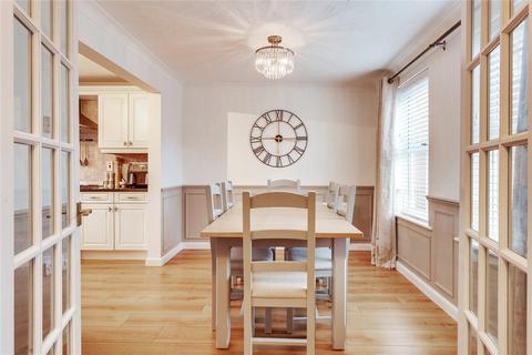 4 bedroom detached house for sale, Hurricane Way, Berkshire RG5