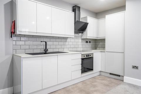 1 bedroom flat to rent, The Crescent, York, YO24 1AW