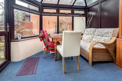 2 bedroom end of terrace house for sale, Woodpecker Close, Bordon, Hampshire