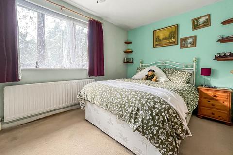 2 bedroom end of terrace house for sale, Woodpecker Close, Bordon, Hampshire