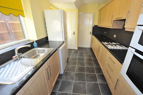 3 bedroom semi-detached house for sale, Broadway, Irlam, M44