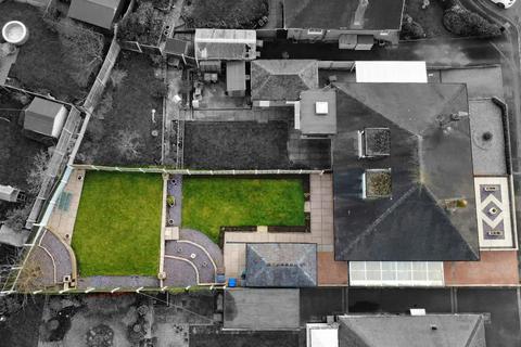 undefined, Brookside Close, Newcastle