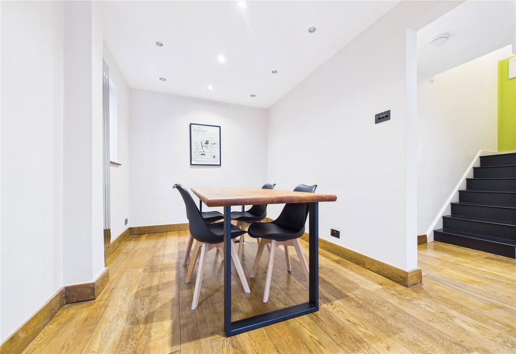 Kitchen/Living Area