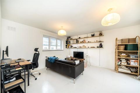 undefined, Cleveland Way, London, E1
