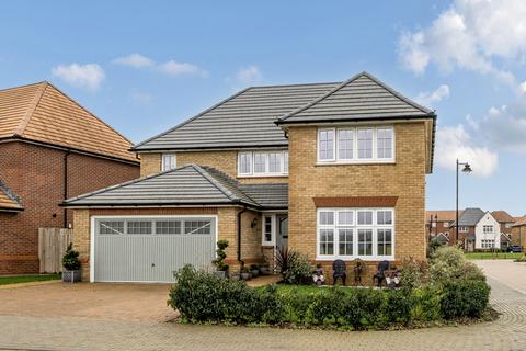 4 bedroom detached house for sale, Lavant View, Chichester, PO19