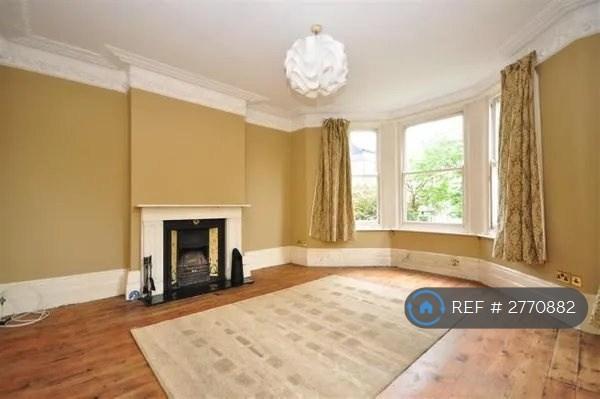 Reception Room 1 (Previous Decor)