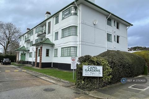 3 bedroom flat to rent, Capel Gardens, Pinner, HA5