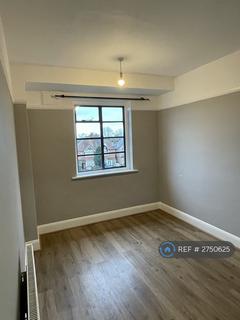 3 bedroom flat to rent, Capel Gardens, Pinner, HA5