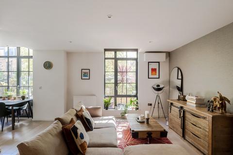 undefined, Valentine Place, London SE1