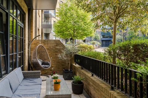 undefined, Valentine Place, London SE1