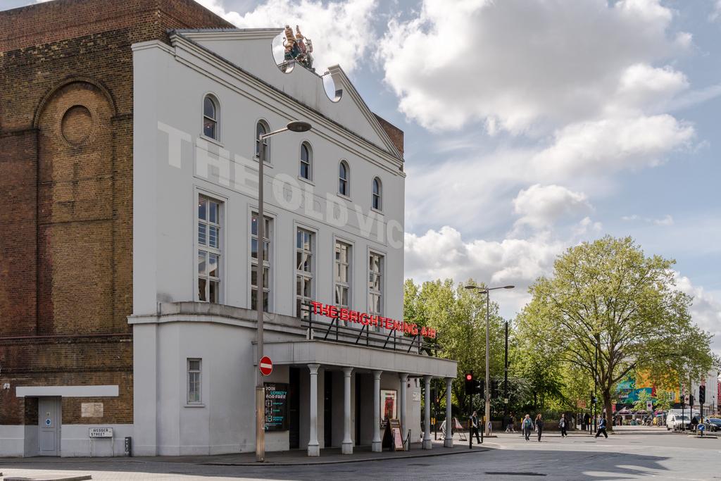 278425 - 2, 7, Valentine Place-50.jpg