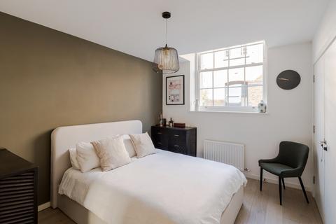 undefined, Valentine Place, London SE1
