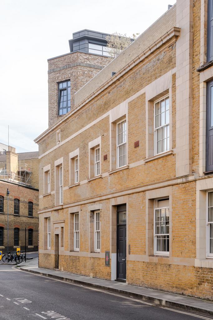 278380 - 2, 7, Valentine Place-5.jpg