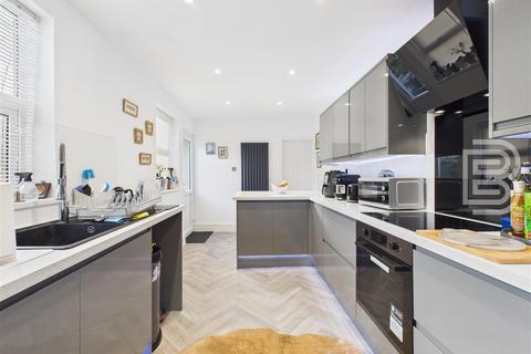 3 bedroom end of terrace house for sale, Kimberley Road, Rugby CV21