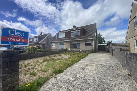 3 bedroom semi-detached house for sale, Llewellyn Park Drive, Morriston, Swansea, City And County of Swansea.