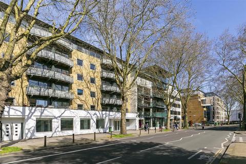 undefined, Chiswick High Road   London