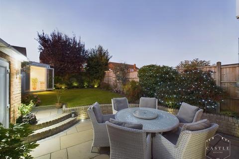 undefined, Almond Way, Earl Shilton, Leicester