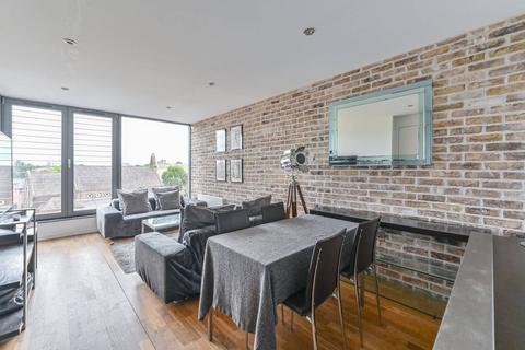 2 bedroom flat to rent, Arklow Road, Deptford, London, SE14