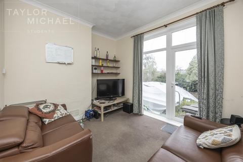 4 bedroom terraced house to rent, Kimberley Road, Brighton