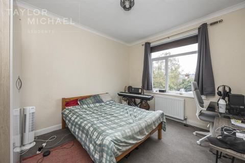 4 bedroom terraced house to rent, Kimberley Road, Brighton