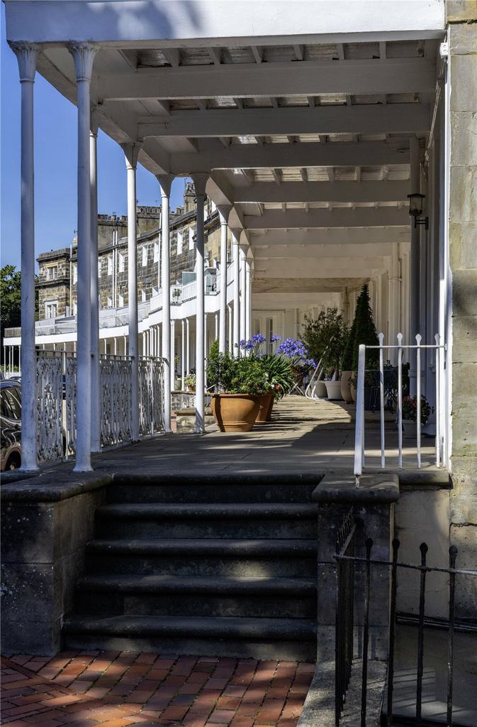 Calverley Park Cres