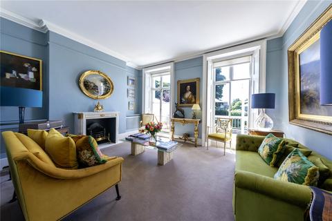 4 bedroom terraced house for sale, Calverley Park Crescent, Tunbridge Wells, Kent, TN1