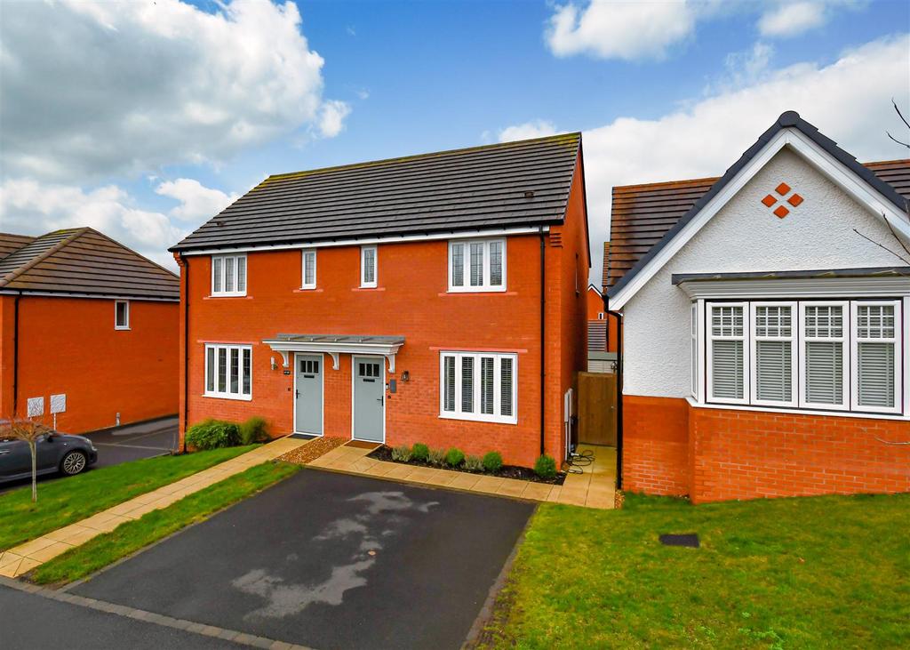 61 Foxglove Way-16.jpg