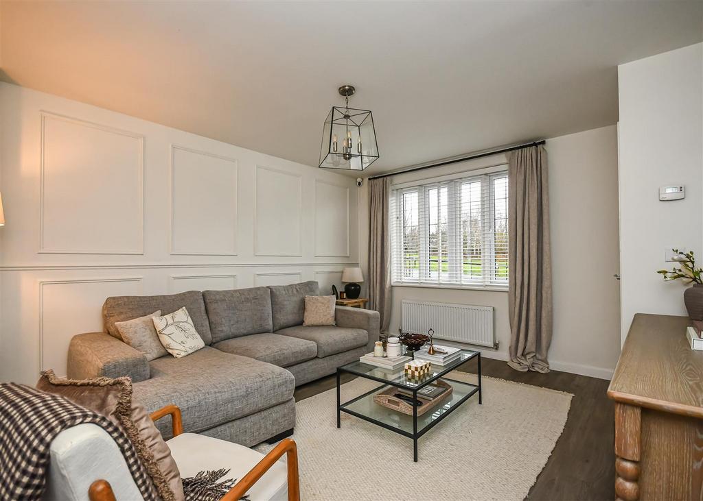 61 Foxglove Way-09.jpg