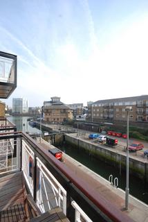 4 bedroom flat for sale, Goodhart Place, Limehouse, London, E14