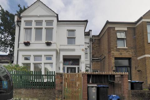 2 bedroom flat to rent, Harlesden, Brent NW10
