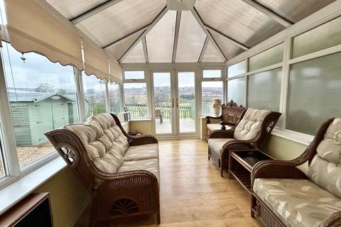 undefined, Fell Lane, Keighley, BD22