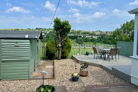 4 bedroom semi-detached house for sale, Fell Lane, Keighley, BD22