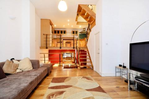 undefined, Mount Pleasant, Clerkenwell, London, WC1X