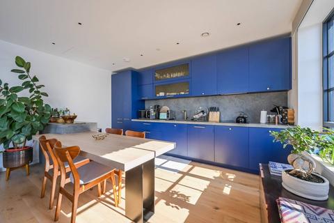 2 bedroom flat to rent, Agar House, Tower Hamlets, London, E14