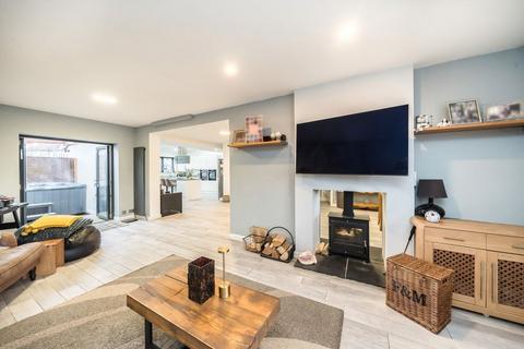 4 bedroom semi-detached house for sale, Thurleston Avenue, Morden SM4