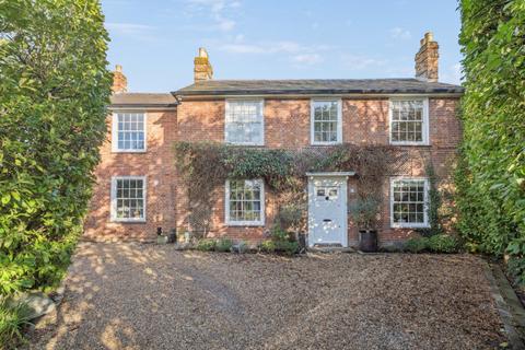 undefined, Brook End, Weston Turville, Aylesbury, Buckinghamshire, HP22