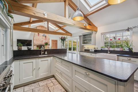 undefined, Brook End, Weston Turville, Aylesbury, Buckinghamshire, HP22