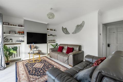 undefined, Saltash Close, Cheam