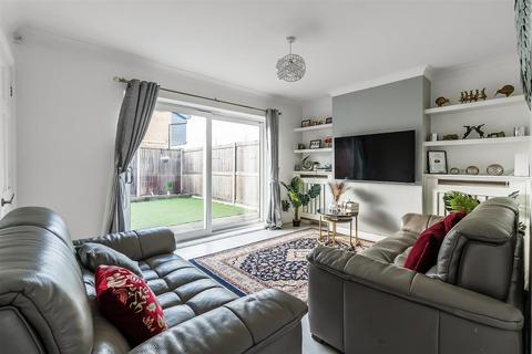 undefined, Saltash Close, Cheam