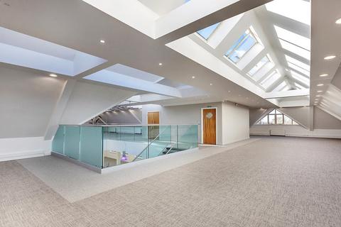 Office to rent, Ruscombe Ln Reading RG10 9JT