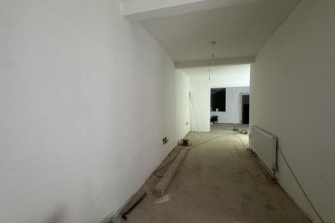 Retail property (high street) to rent, 41 High St London W3 6ND