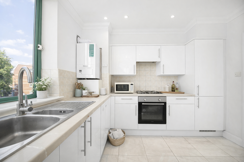 2 bedroom apartment to rent, Jubilee Heights, Shoot Up Hill, Kilburn, NW2