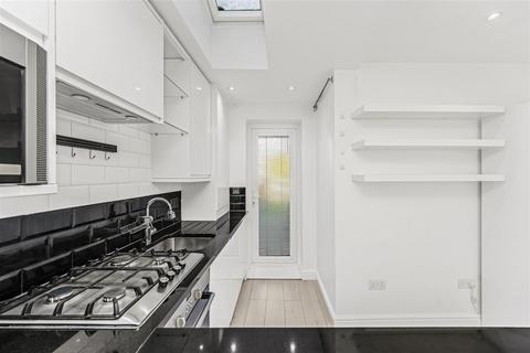 undefined, Tavistock Avenue, Walthamstow, E17