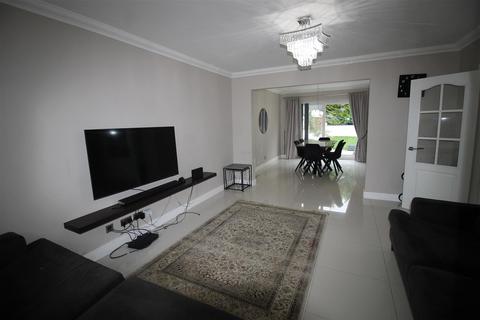undefined, Arnison Avenue, High Wycombe HP13