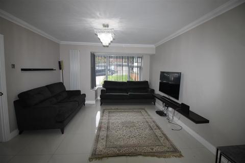 undefined, Arnison Avenue, High Wycombe HP13