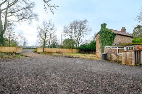 undefined, Hull Road, Dunnington, York, YO19 5LR