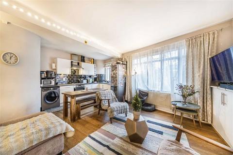 1 bedroom flat for sale, Canterbury Court, London SW9