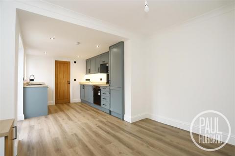 undefined, Chestnut Avenue, Oulton Broad, NR32
