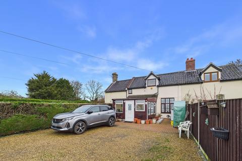 3 bedroom terraced house for sale, Seething Road, Hedenham