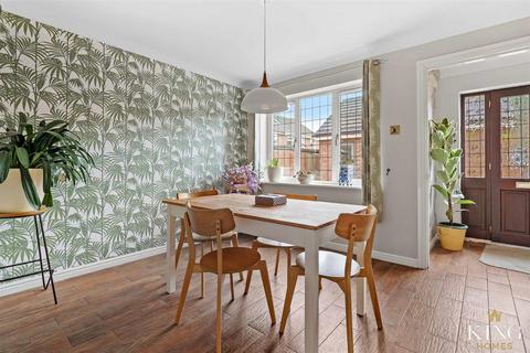 undefined, Sandown Close, Stratford-Upon-Avon